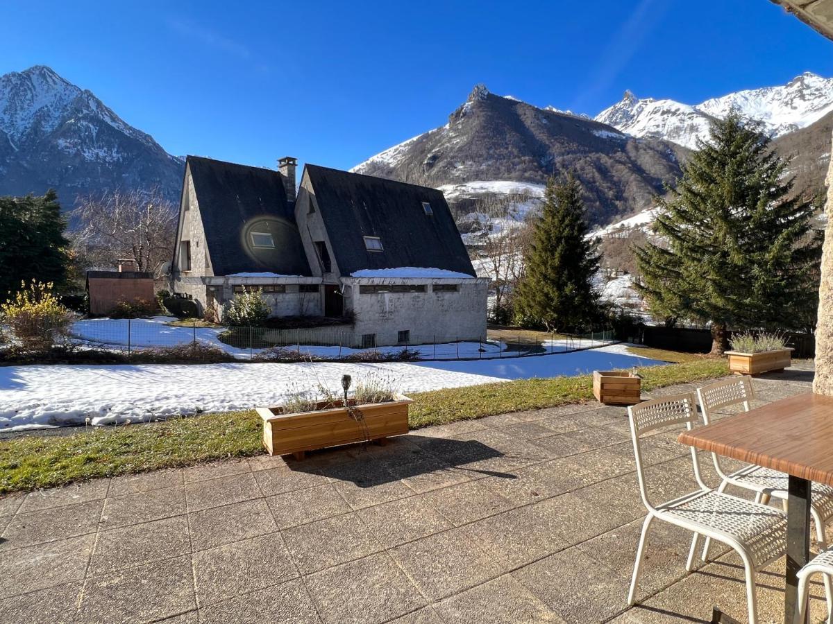 T2 Ensoleille. Terrasse Et Vaste Jardin Commun Apartamento Cauterets Exterior foto